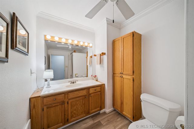 5807 Arrowhead Drive, Sand Springs, OK 74063