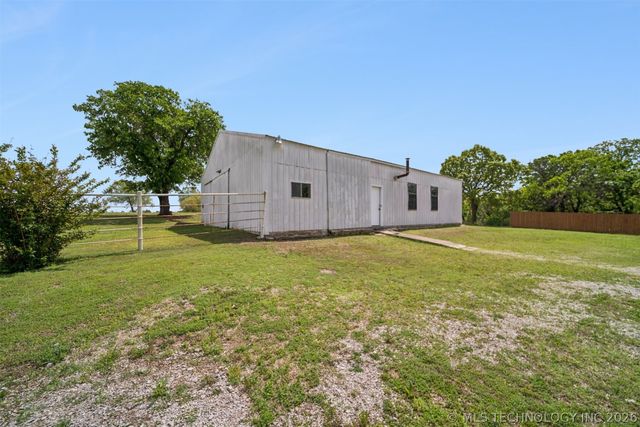5807 Arrowhead Drive, Sand Springs, OK 74063