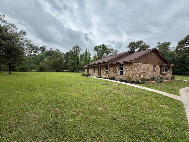 14437 Jack Gibbs Road, Willis, TX 77378