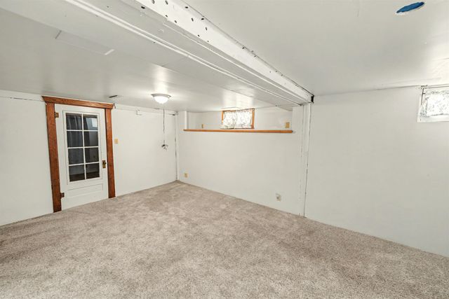 617 Morrison Ave, Salina, KS 67401