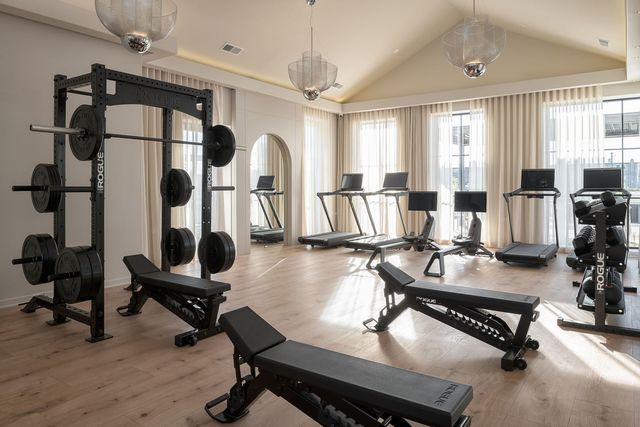 8031 W Belmont Avenue 201, River Grove, IL 60171