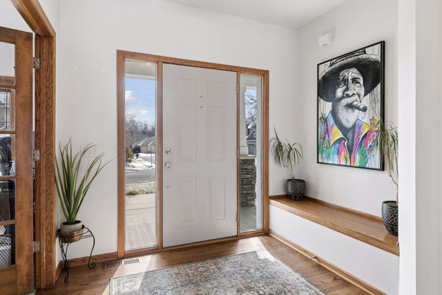 9328 Woodridge Way, Savage, MN 55378