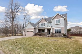 9328 Woodridge Way, Savage, MN 55378