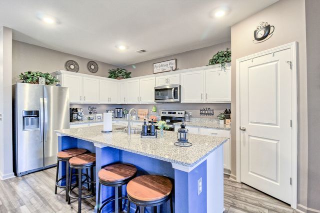 464 Pender Woods Drive, Summerville, SC 29486