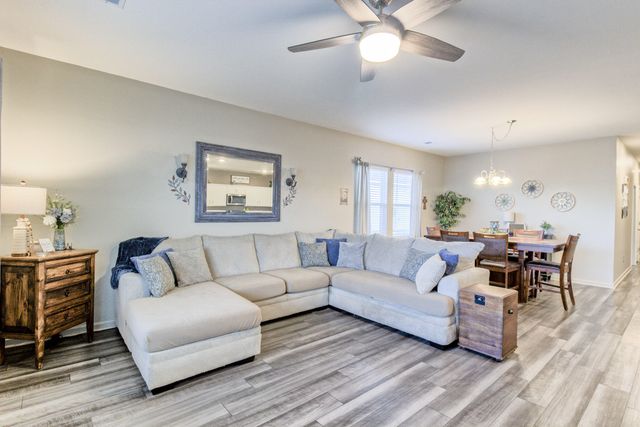 464 Pender Woods Drive, Summerville, SC 29486