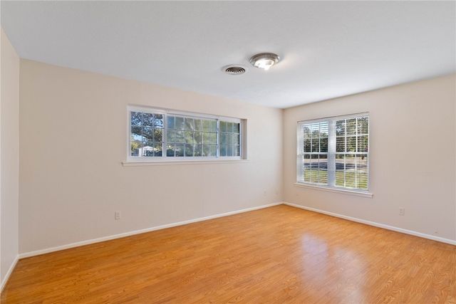 921 W Terrace Blvd, Rockport, TX 78382