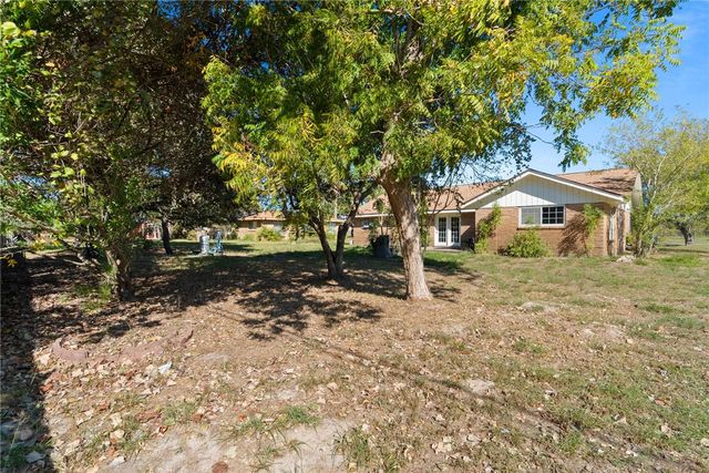 921 W Terrace Blvd, Rockport, TX 78382