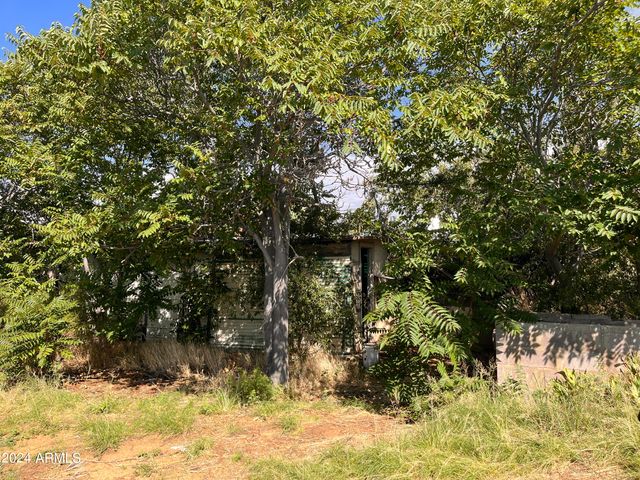 8420 S HIGHWAY 89 --, Kirkland, AZ 86332