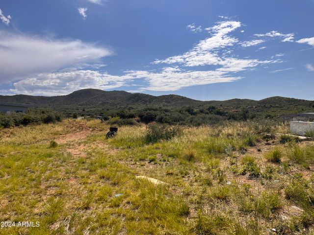 8420 S HIGHWAY 89 --, Kirkland, AZ 86332