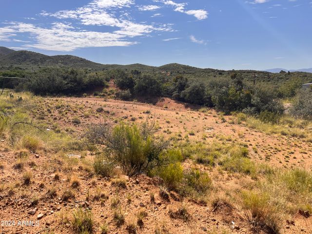 8420 S HIGHWAY 89 --, Kirkland, AZ 86332