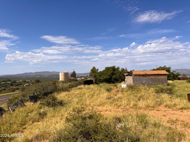 8420 S HIGHWAY 89 --, Kirkland, AZ 86332