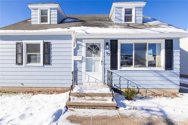 95 Ridgewood Road, Greece, NY 14626