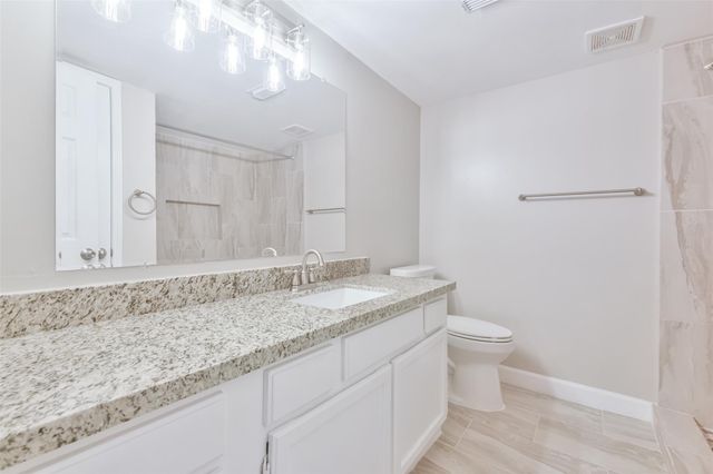 47 April Point Drive N, Conroe, TX 77356