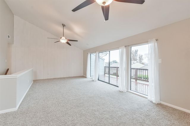 47 April Point Drive N, Conroe, TX 77356