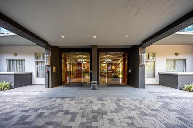 3388 Sage Road 1601, Houston, TX 77056