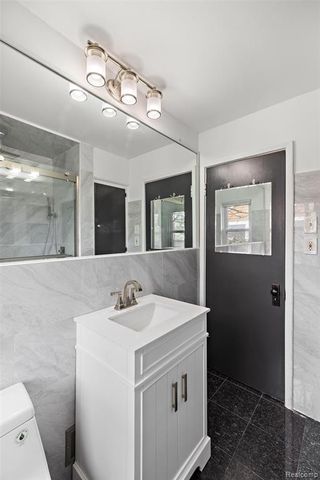 1653 Taunton Road, Birmingham, MI 48009