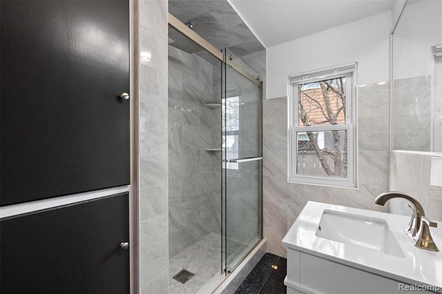 1653 Taunton Road, Birmingham, MI 48009