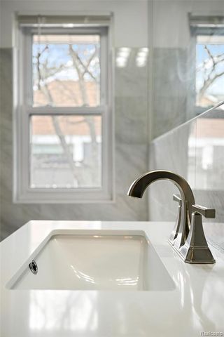 1653 Taunton Road, Birmingham, MI 48009