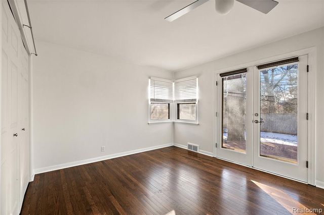 1653 Taunton Road, Birmingham, MI 48009