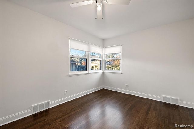 1653 Taunton Road, Birmingham, MI 48009