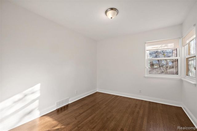 1653 Taunton Road, Birmingham, MI 48009