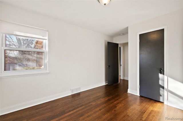 1653 Taunton Road, Birmingham, MI 48009