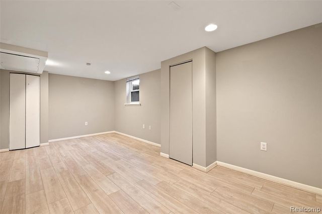 1653 Taunton Road, Birmingham, MI 48009