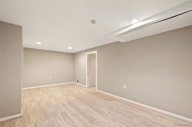 1653 Taunton Road, Birmingham, MI 48009