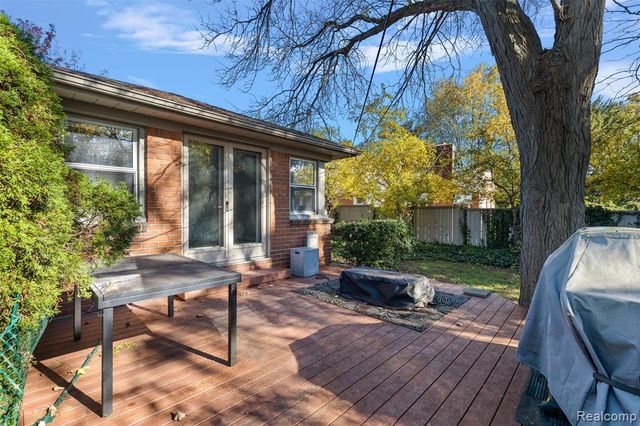 1653 Taunton Road, Birmingham, MI 48009