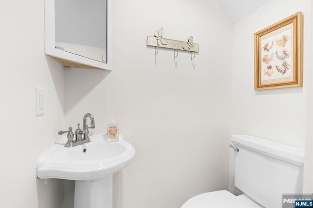 1631 Maple Street, Fort Lee, NJ 07024
