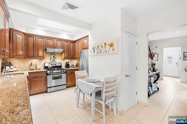 1631 Maple Street, Fort Lee, NJ 07024