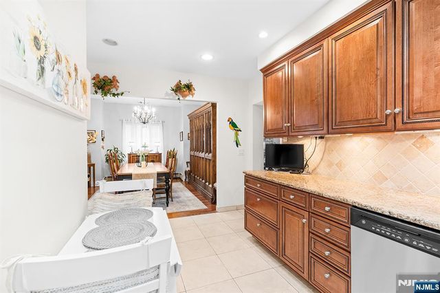 1631 Maple Street, Fort Lee, NJ 07024