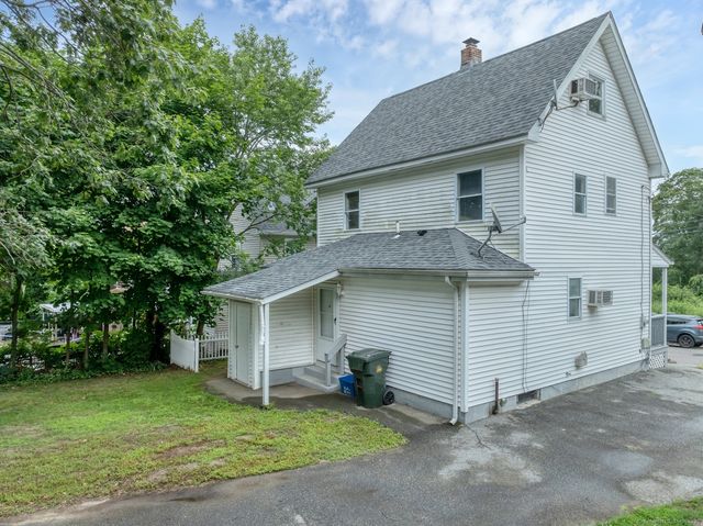 17 Walden Avenue, New London, CT 06320