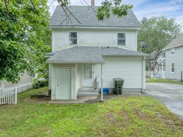 17 Walden Avenue, New London, CT 06320