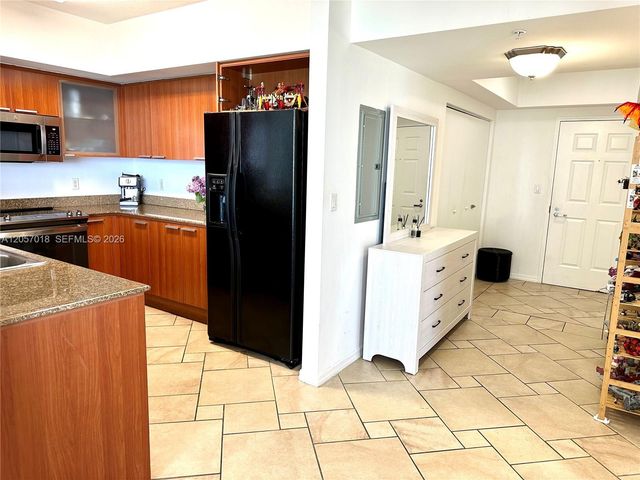 16699 Collins Avenue 2309, Sunny Isles Beach, FL 33160