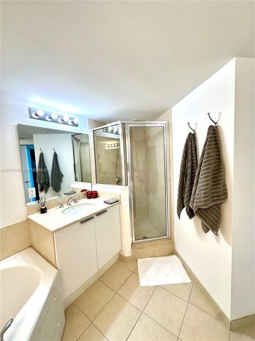 16699 Collins Avenue 2309, Sunny Isles Beach, FL 33160