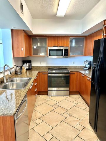 16699 Collins Avenue 2309, Sunny Isles Beach, FL 33160