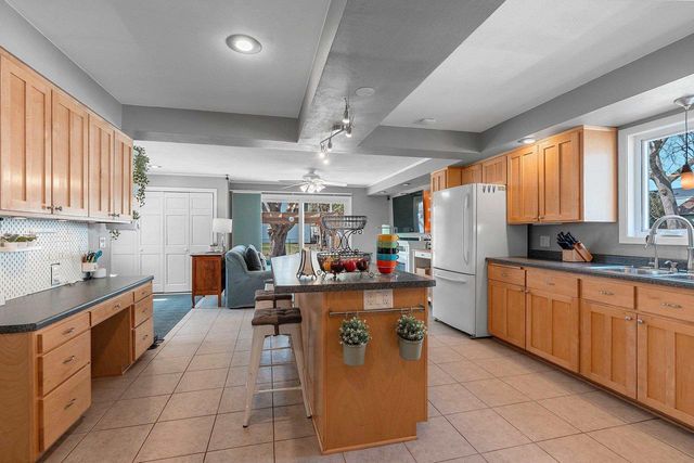 1729 N HARRIMAN STREET, Appleton, WI 54911