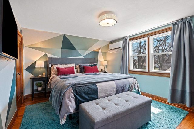 1729 N HARRIMAN STREET, Appleton, WI 54911