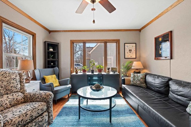1729 N HARRIMAN STREET, Appleton, WI 54911