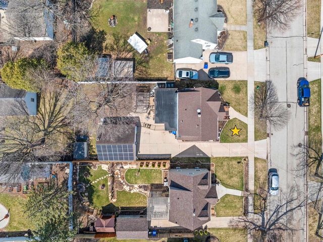 1729 N HARRIMAN STREET, Appleton, WI 54911
