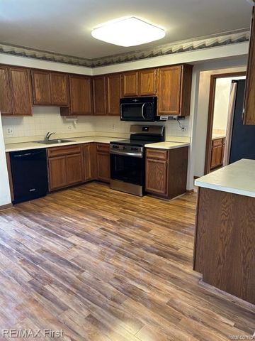 43719 Hartford Drive 334, Clinton Township, MI 48038