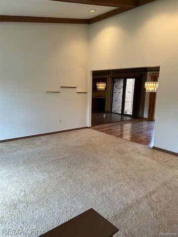 43719 Hartford Drive 334, Clinton Township, MI 48038