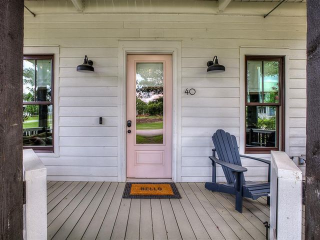 40 Redbud Street, Carlton Landing, OK 74432