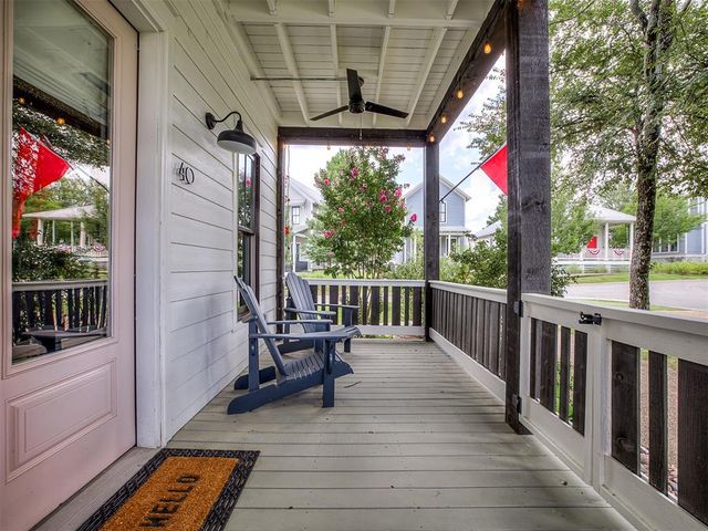 40 Redbud Street, Carlton Landing, OK 74432