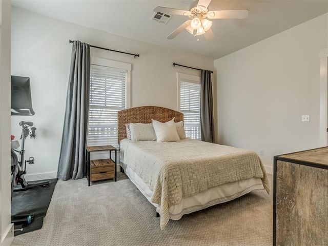 40 Redbud Street, Carlton Landing, OK 74432