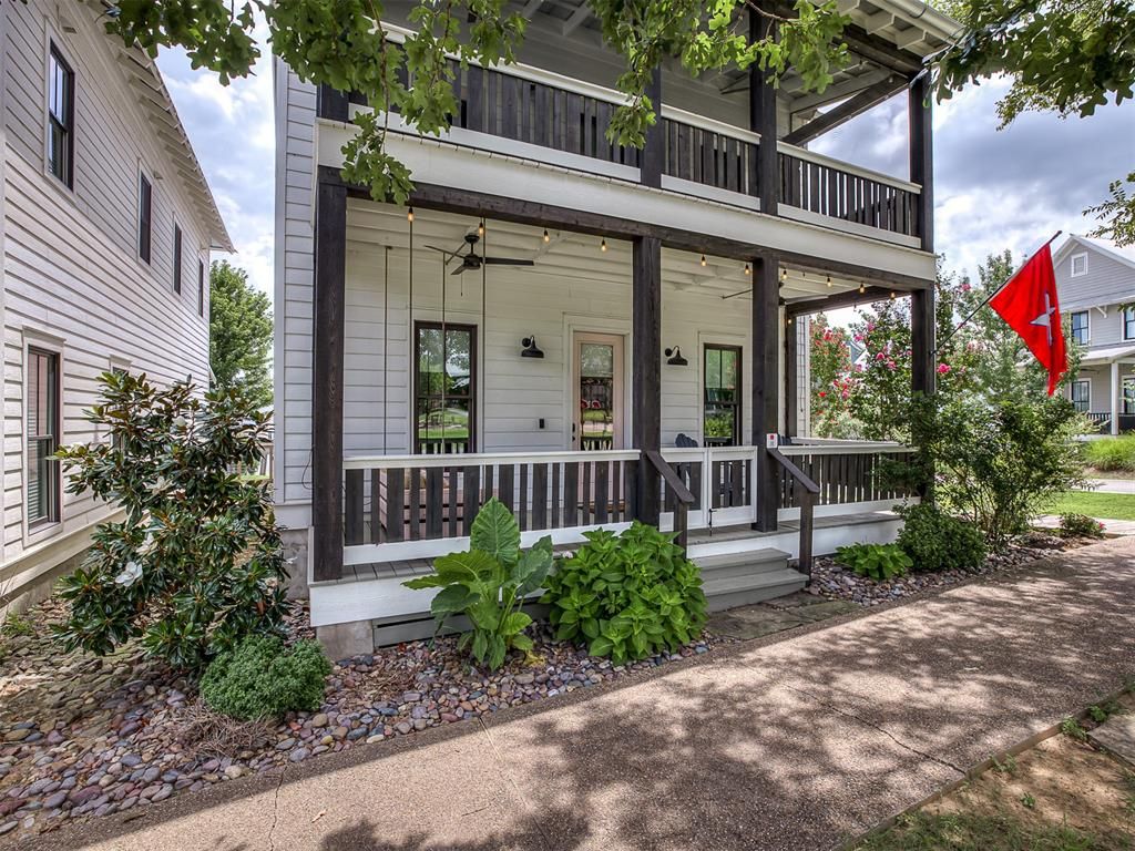 40 Redbud Street, Carlton Landing, OK 74432