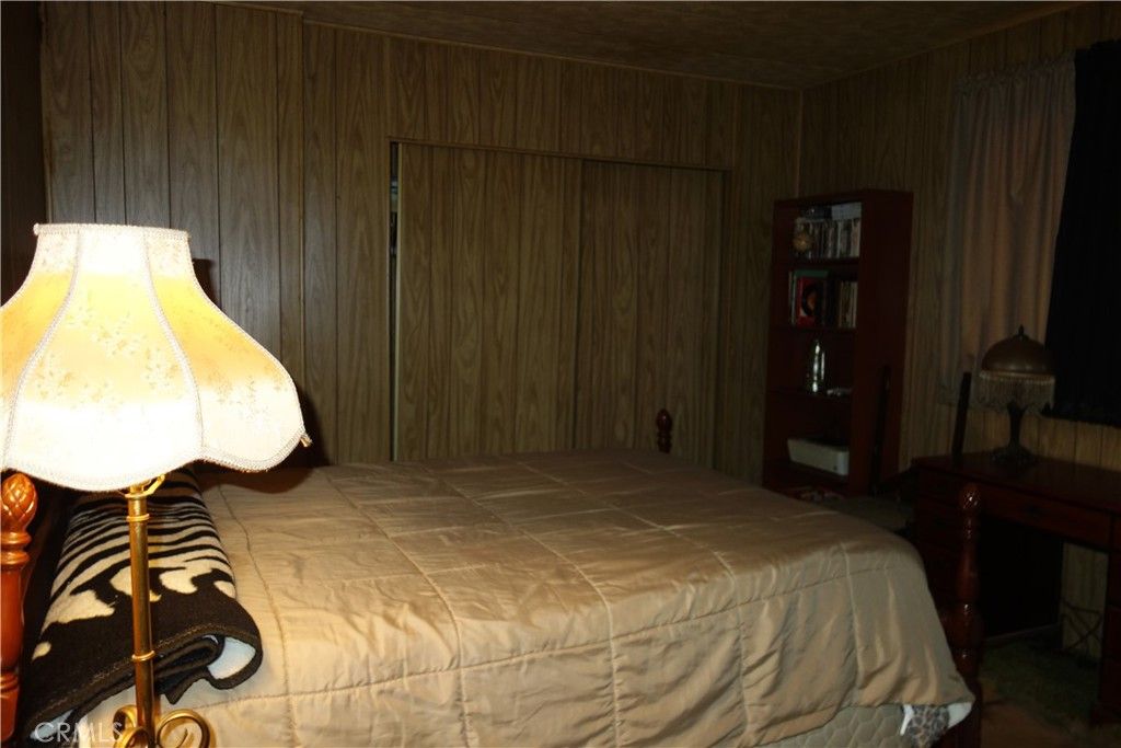 Image 15 of property listing at 770 S Lyon, Hemet, CA 92543