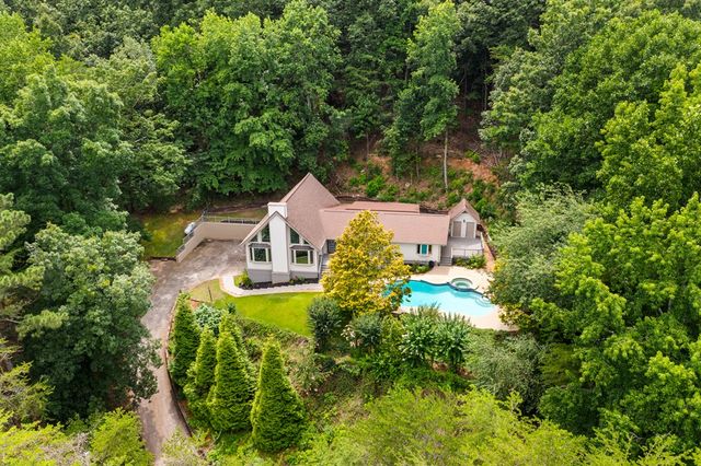 2219 Rocky Face Circle, Dalton, GA 30720