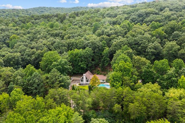 2219 Rocky Face Circle, Dalton, GA 30720